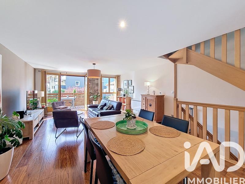 Appartement - 93 m² - 4 pièces