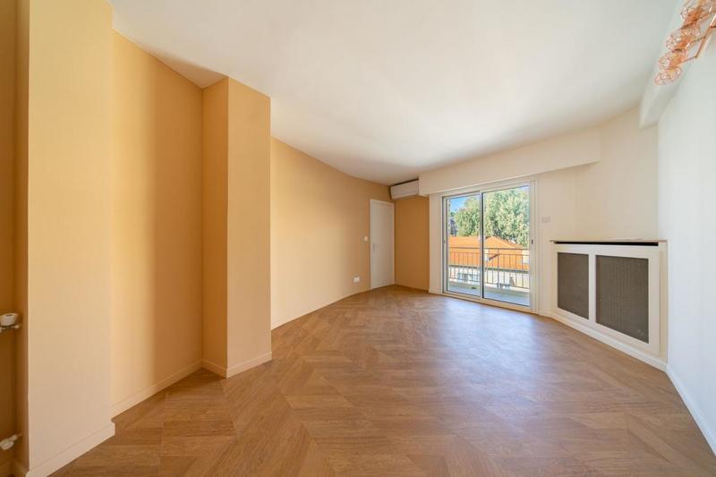 Appartement - 128 m² - 4 pièces