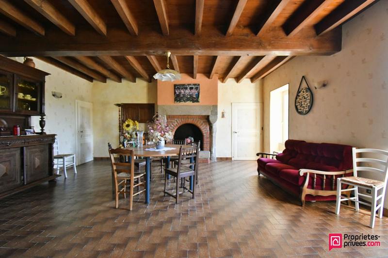 Maison - 150 m² - 7 pièces