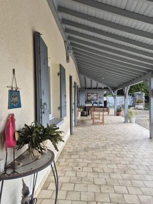 Propriété - 205 m² - 8 pièces