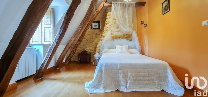 Maison - 290 m² - 6 pièces