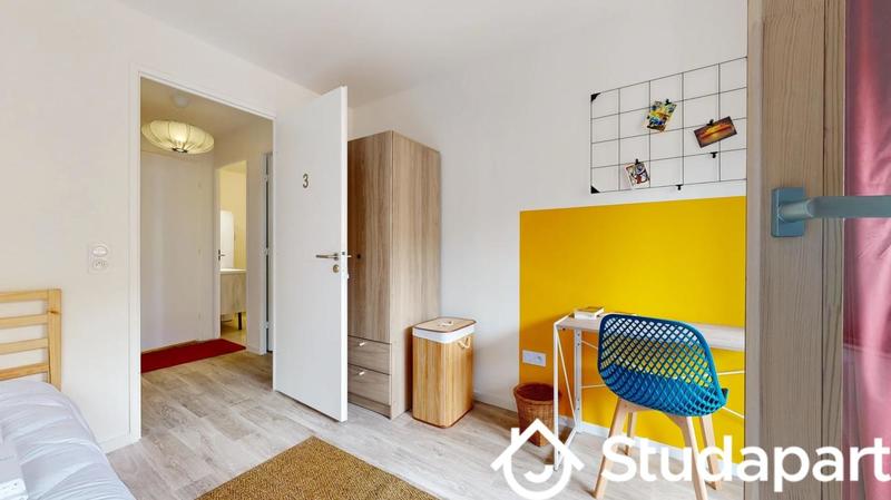 Chambre - 10 m² - 1 pièce