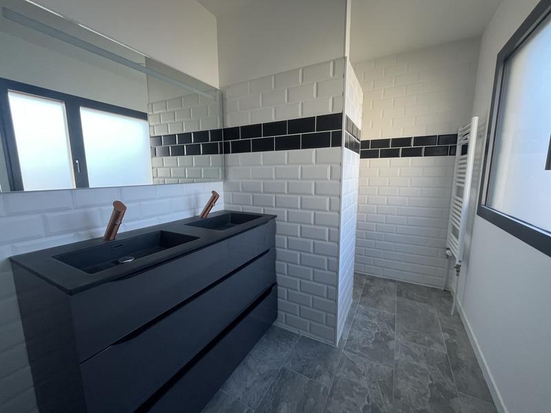 Maison contemporaine - 108 m² - 5 pièces