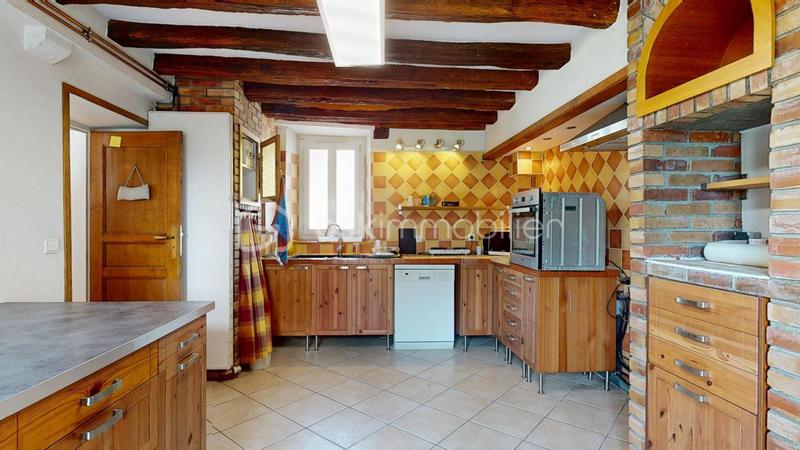 Corps de ferme - 340 m² - 11 pièces