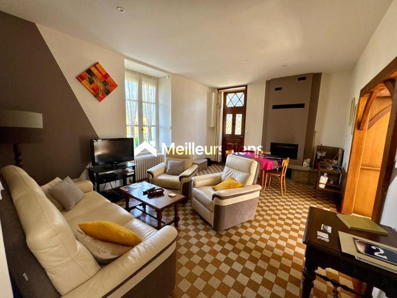 Maison de maîtres - 226 m² - 9 pièces