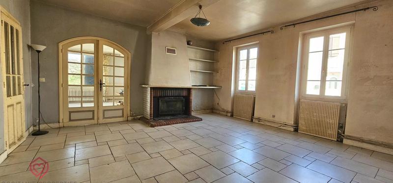 Maison - 145 m² - 8 pièces