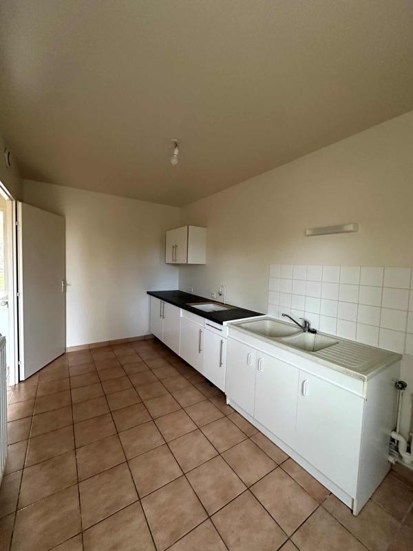 Maison jumelée - 86 m² - 4 pièces