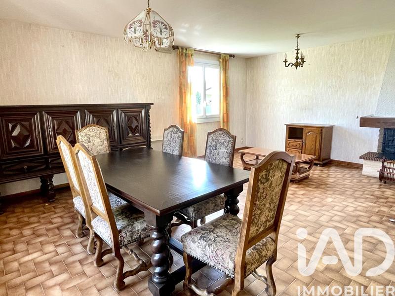 Maison - 97 m² - 5 pièces