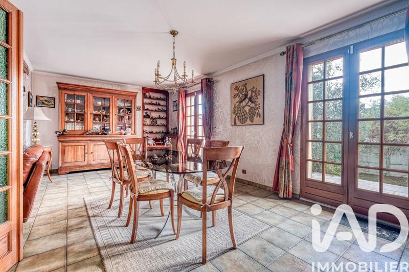 Maison - 139 m² - 6 pièces