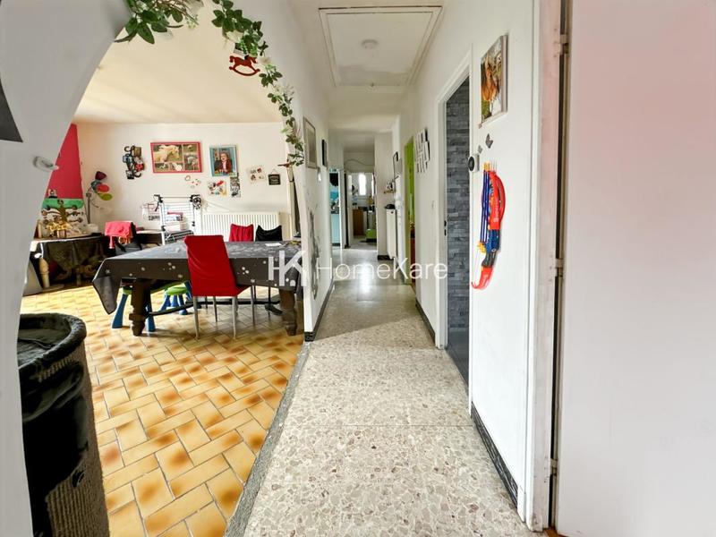 Maison - 200 m² - 4 pièces