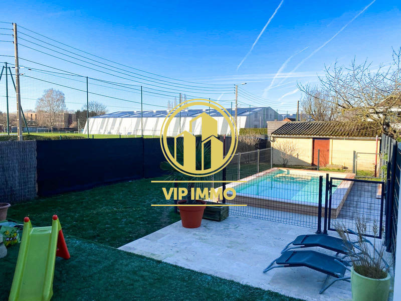 Maison - 142 m² - 8 pièces