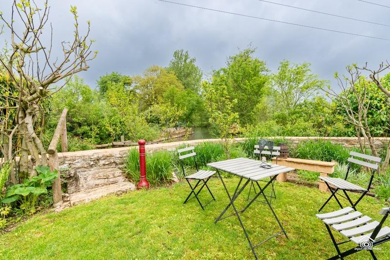 Maison - 272 m² - 8 pièces