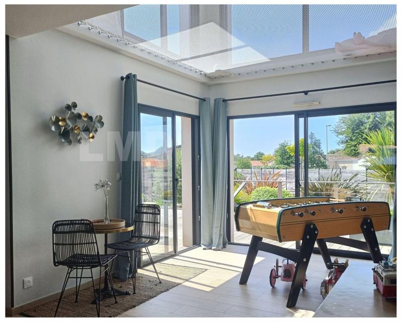 Maison contemporaine - 136 m² - 4 pièces