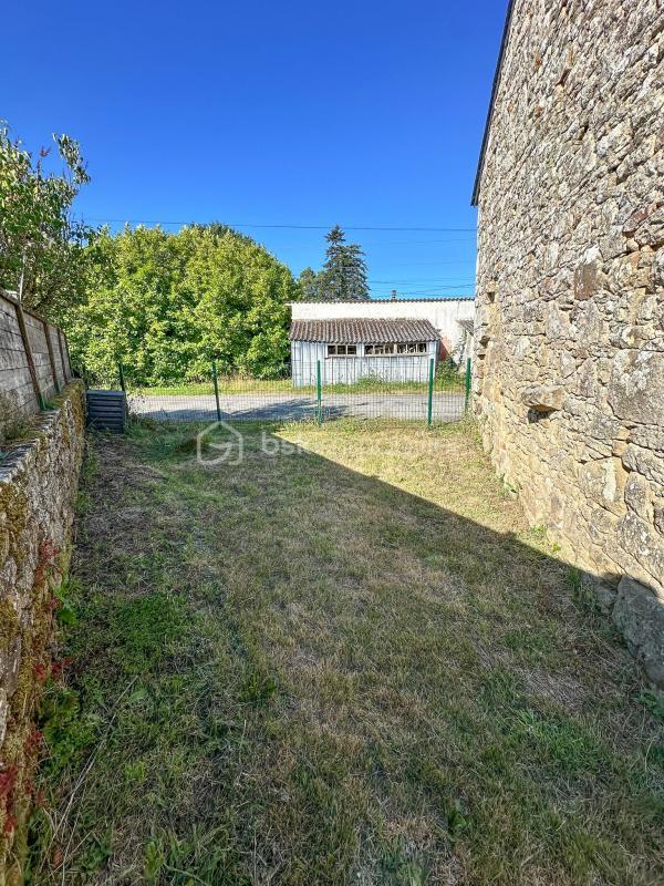 Maison en pierre - 71 m² - 4 pièces