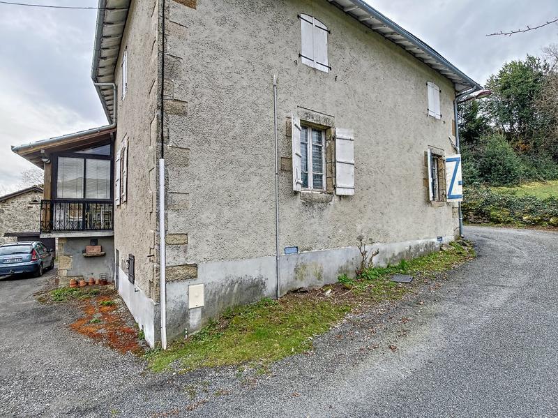 Corps de ferme - 274 m² - 10 pièces