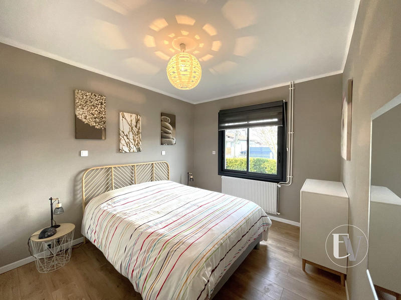 Maison traditionnelle - 98 m² - 4 pièces