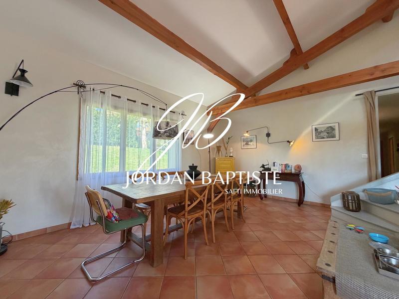 Maison - 145 m² - 5 pièces