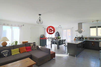 Maison - 74 m² - 3 pièces