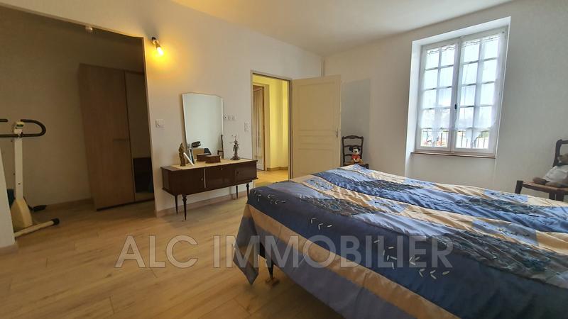 Maison - 167 m² - 6 pièces