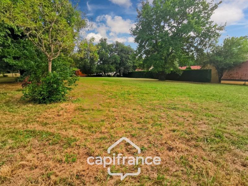 Terrain constructible - 2 530 m²