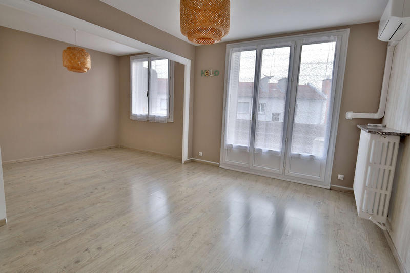 Appartement - 64 m² - 4 pièces