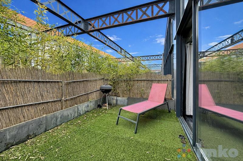 Loft - 66 m² - 2 pièces