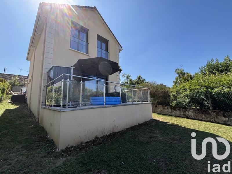 Maison - 112 m² - 6 pièces