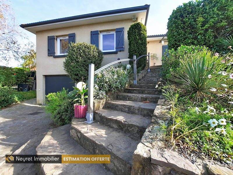 Maison - 137 m² - 7 pièces