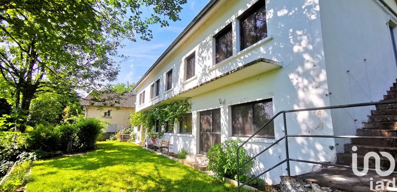 Maison - 204 m² - 5 pièces