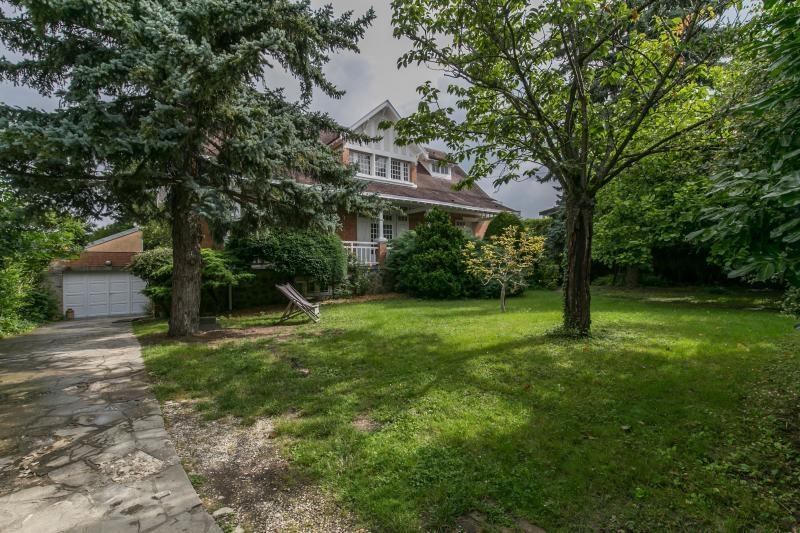 Propriété - 200 m² - 8 pièces