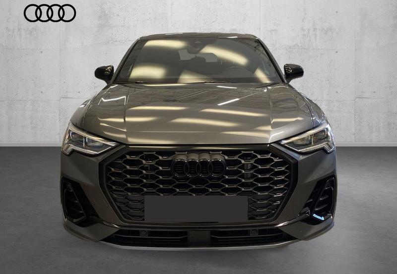 Audi Q3 Sportback 45 TFSIe 245 s-Line Hybride Rechargeable / Caméra de Recul Sieges et Coffre Elec Jantes 20"