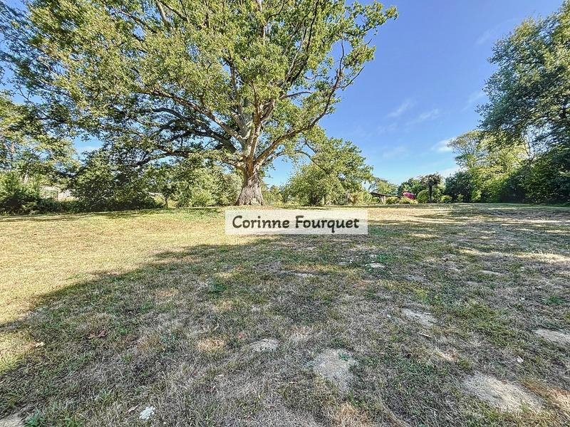 Maison - 267 m² - 8 pièces