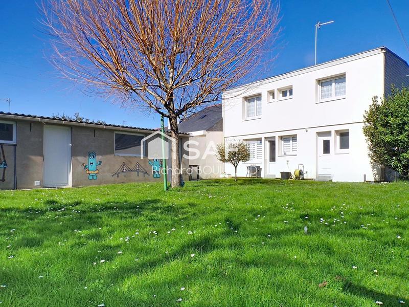 Maison - 110 m² - 6 pièces