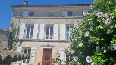 Maison en pierre - 175 m² - 6 pièces