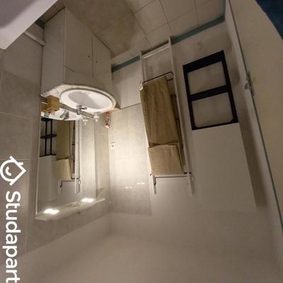 Chambre - 11 m² - 1 pièce