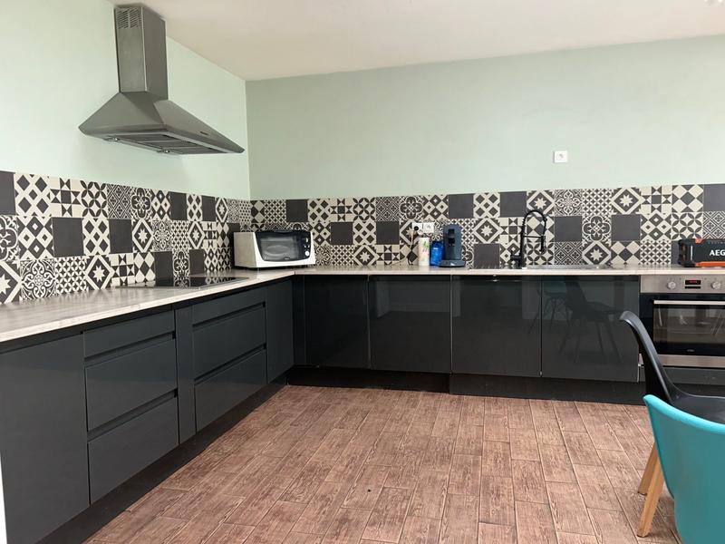 Maison - 235 m² - 7 pièces