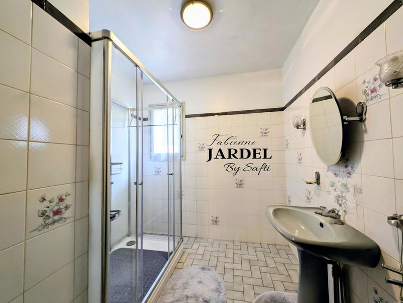 Maison - 174 m² - 5 pièces