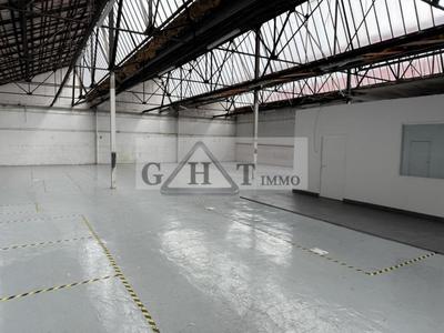 Entrepôt - 600 m²