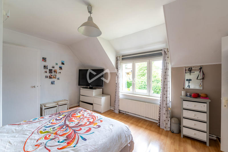 Maison ancienne - 192 m² - 8 pièces