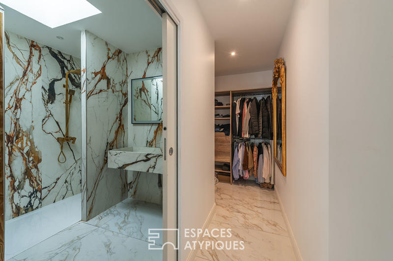 Maison - 213 m² - 8 pièces