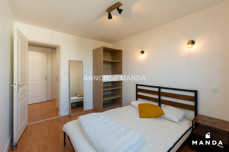 Appartement - 98 m² - 5 pièces