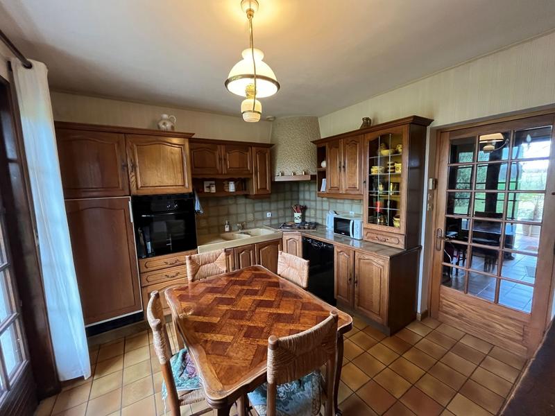 Maison traditionnelle - 118 m² - 6 pièces