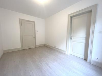Appartement - 81 m² - 4 pièces