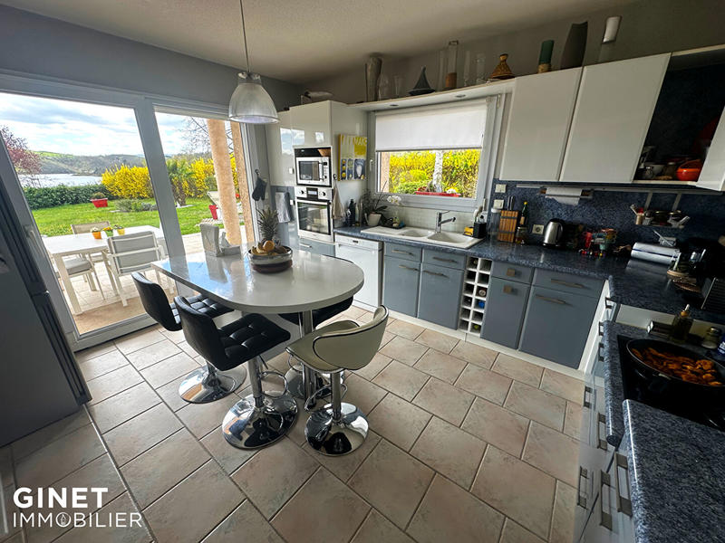 Maison - 184 m² - 6 pièces