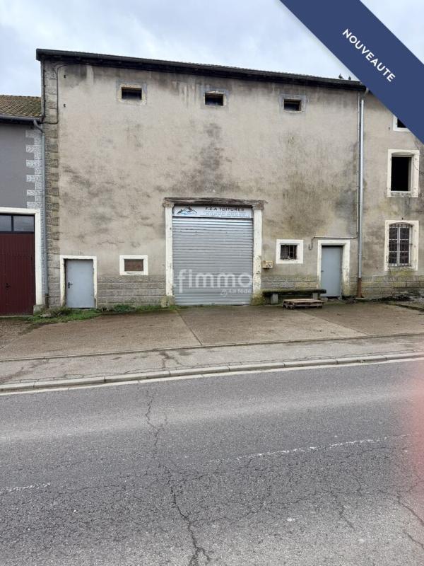 Maison - 250 m² - 1 pièce