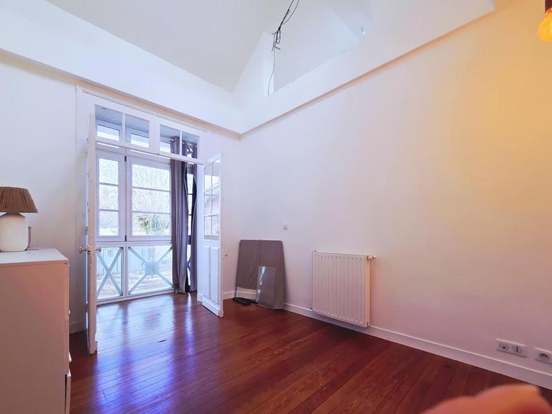 Maison - 198 m² - 7 pièces