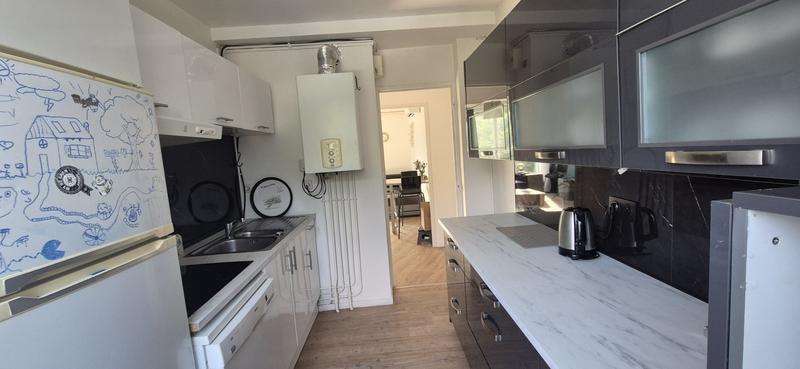 Appartement - 81 m² - 5 pièces