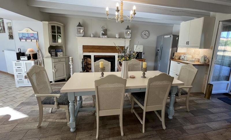 Maison - 218 m² - 11 pièces