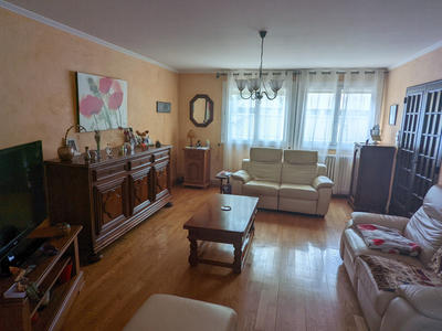 Maison - 91 m² - 5 pièces