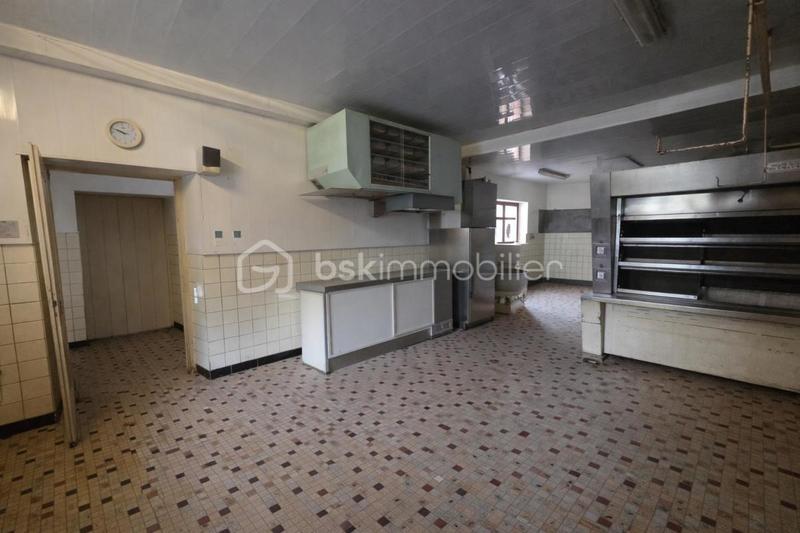 Maison - 309 m² - 17 pièces